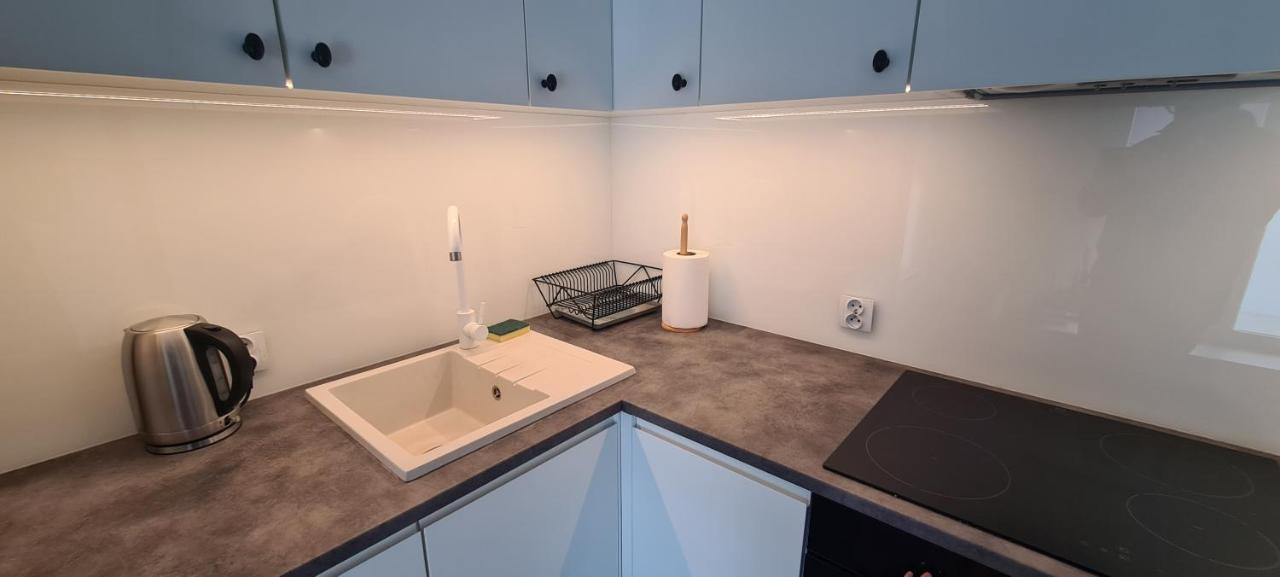 61 - Apartamenty Siedlce - Nowy Apartament W Centrum Przy Ul 3 Maja 51A Екстериор снимка