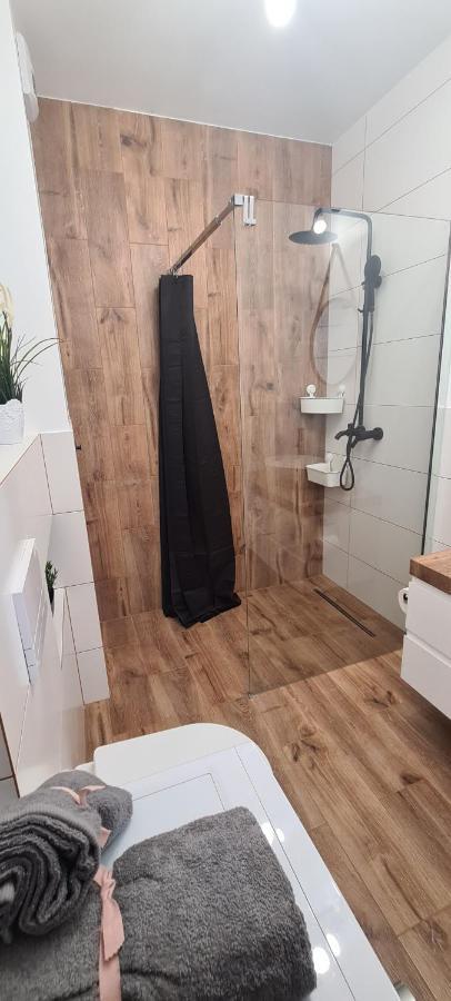 61 - Apartamenty Siedlce - Nowy Apartament W Centrum Przy Ul 3 Maja 51A Екстериор снимка