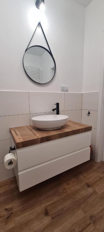 61 - Apartamenty Siedlce - Nowy Apartament W Centrum Przy Ul 3 Maja 51A Екстериор снимка