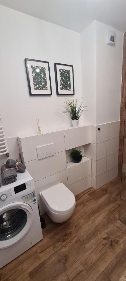 61 - Apartamenty Siedlce - Nowy Apartament W Centrum Przy Ul 3 Maja 51A Екстериор снимка